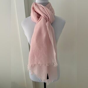 FRAAS Lightweight Oversized Sheer Blush Pink Scarf Shawl Wrap Travel Summer Chic